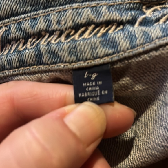 American Eagle Distressed Jean Jacket size Large - Picture 6 of 7